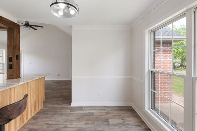 8001 Anna Ct, Greenbrier, TN 37073