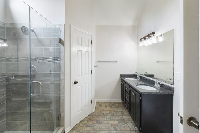 8001 Anna Ct, Greenbrier, TN 37073
