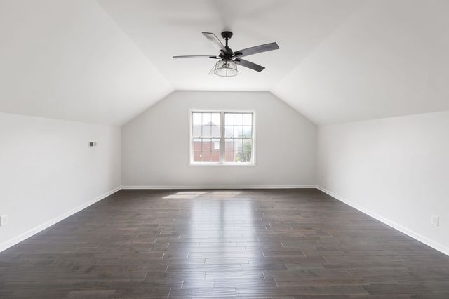 8001 Anna Ct, Greenbrier, TN 37073