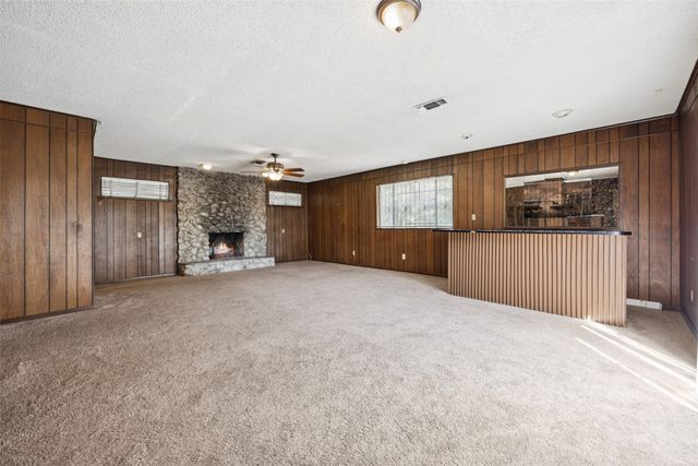 2739 Plaza Boulevard, Dallas, TX 75241