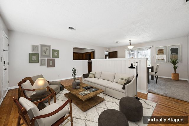 2739 Plaza Boulevard, Dallas, TX 75241