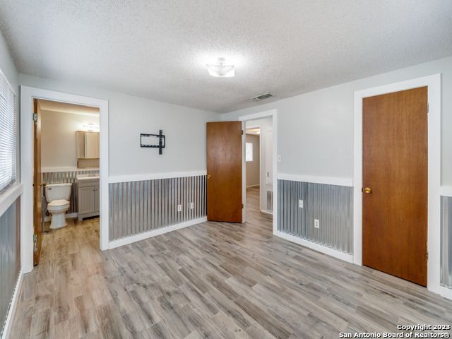 1351 SPITZ KEGEL VIEW DR, Canyon Lake, TX 78133