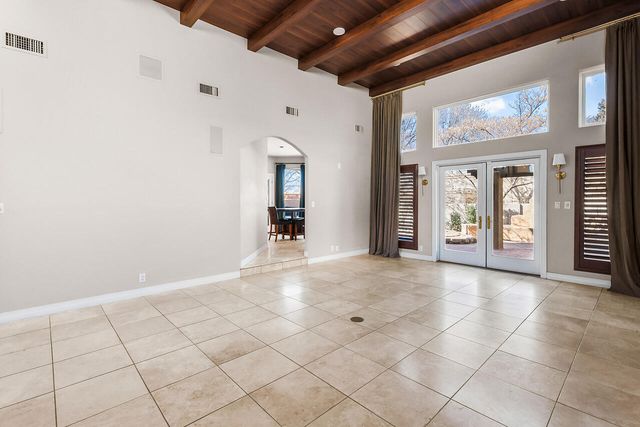 7709 Jacobo Drive NE, Albuquerque, NM 87109