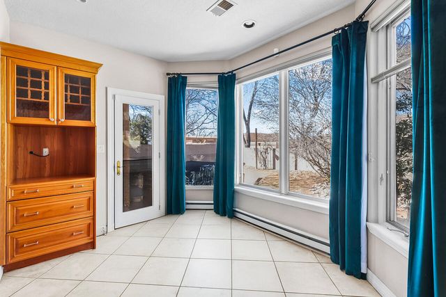 7709 Jacobo Drive NE, Albuquerque, NM 87109