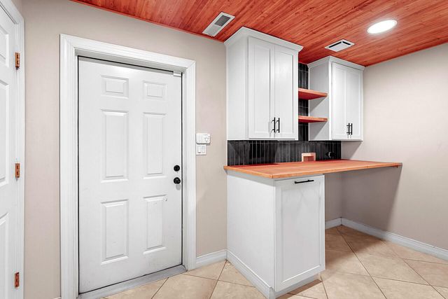 7709 Jacobo Drive NE, Albuquerque, NM 87109