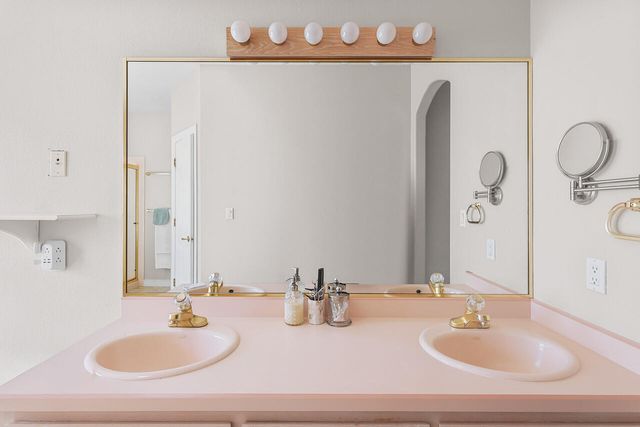 7709 Jacobo Drive NE, Albuquerque, NM 87109