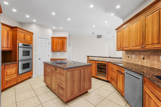 7709 Jacobo Drive NE, Albuquerque, NM 87109