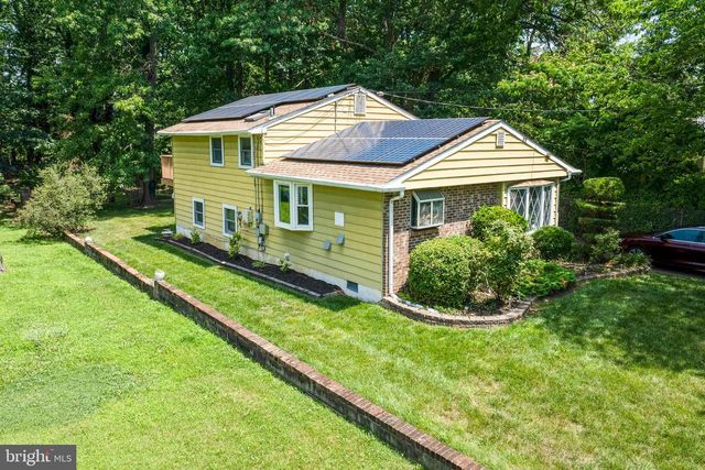 59 E OAK AVE, Lawnside, NJ 08045