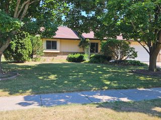 141 Ida Red, Sparta, MI 49345