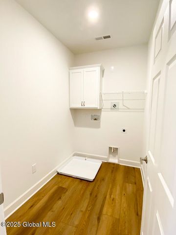 28 Reed's Hollow, Saratoga Springs, Outside, NY 12866