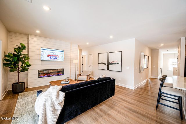 28 Reed's Hollow, Saratoga Springs, Outside, NY 12866