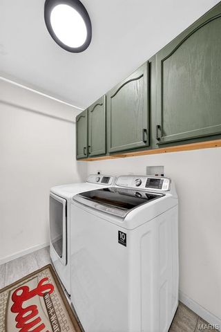 401 Valley Oaks Drive, Wentzville, MO 63385