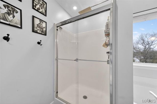 401 Valley Oaks Drive, Wentzville, MO 63385