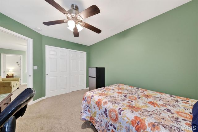 401 Valley Oaks Drive, Wentzville, MO 63385