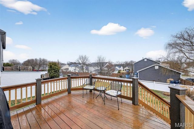 401 Valley Oaks Drive, Wentzville, MO 63385