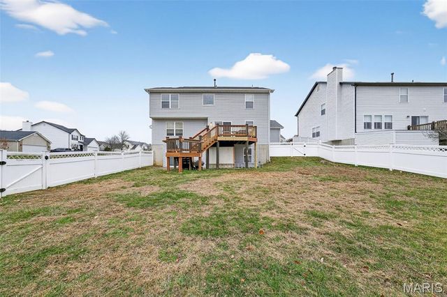 401 Valley Oaks Drive, Wentzville, MO 63385