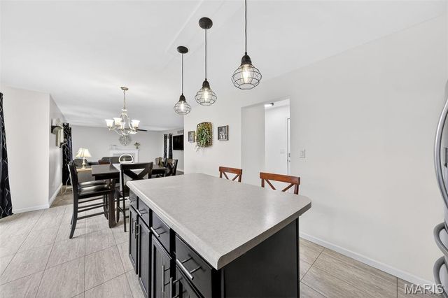 401 Valley Oaks Drive, Wentzville, MO 63385