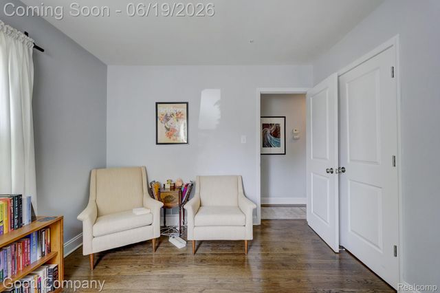 1150 W Marshall Street, Ferndale, MI 48220