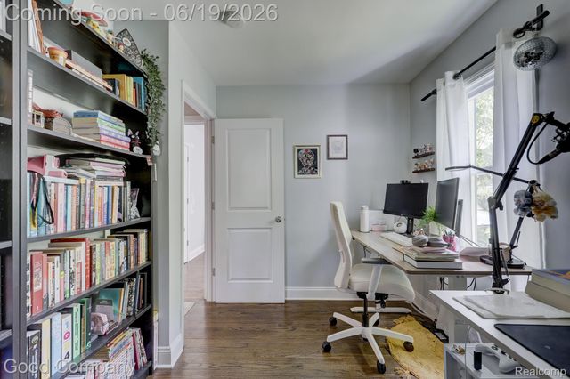 1150 W Marshall Street, Ferndale, MI 48220