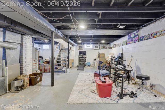 1150 W Marshall Street, Ferndale, MI 48220