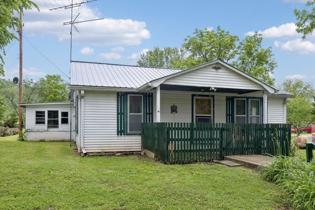 38 Holland Rd, Morrison, TN 37357
