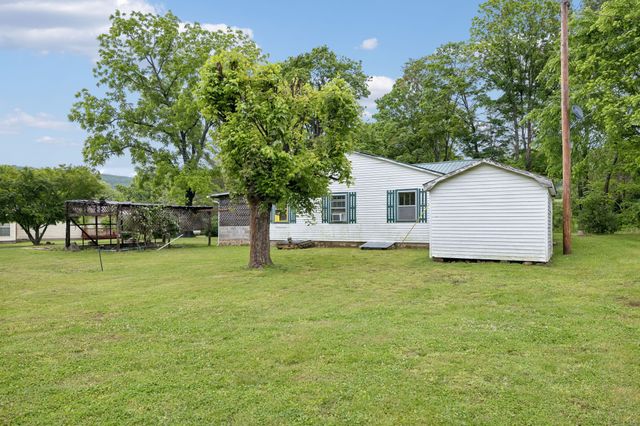38 Holland Rd, Morrison, TN 37357