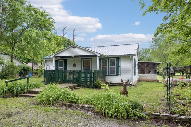 38 Holland Rd, Morrison, TN 37357