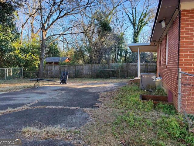 110 Lee Street, Centerville, GA 31028