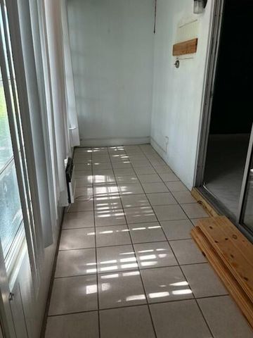 81 Farnham D 81, Deerfield Beach, FL 33442