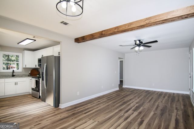 421 Vienna Circle, Fort Valley, GA 31030