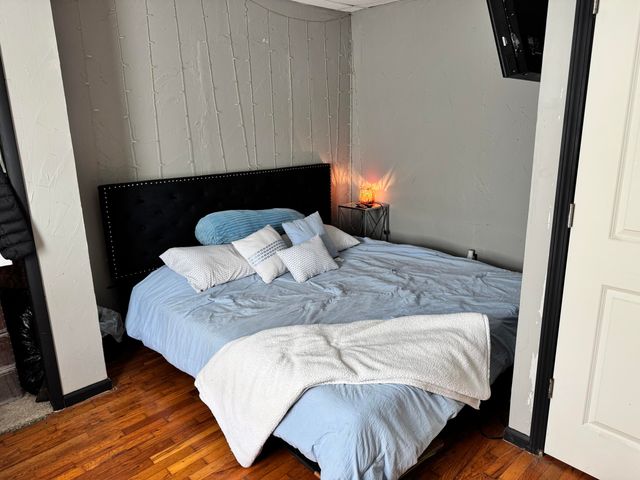 2110 N Pickwick Avenue, Springfield, MO 65803