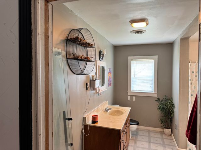 2110 N Pickwick Avenue, Springfield, MO 65803