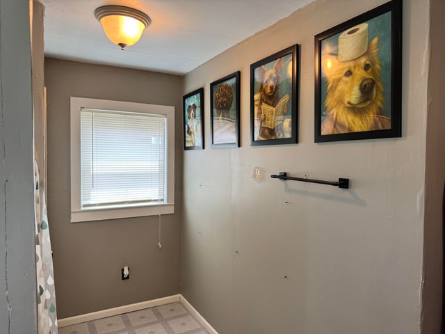 2110 N Pickwick Avenue, Springfield, MO 65803