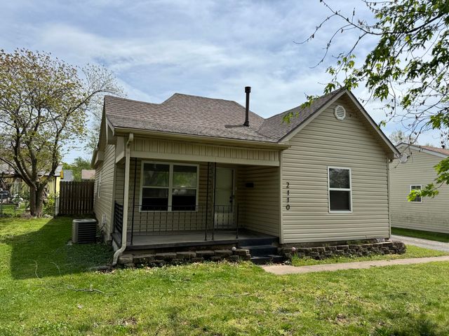 2110 N Pickwick Avenue, Springfield, MO 65803
