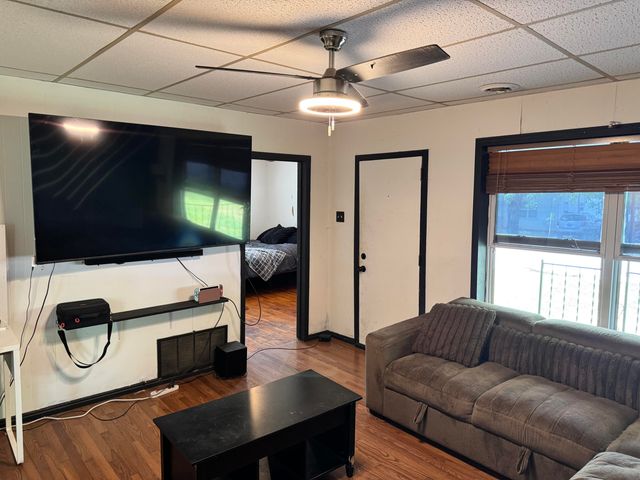 2110 N Pickwick Avenue, Springfield, MO 65803