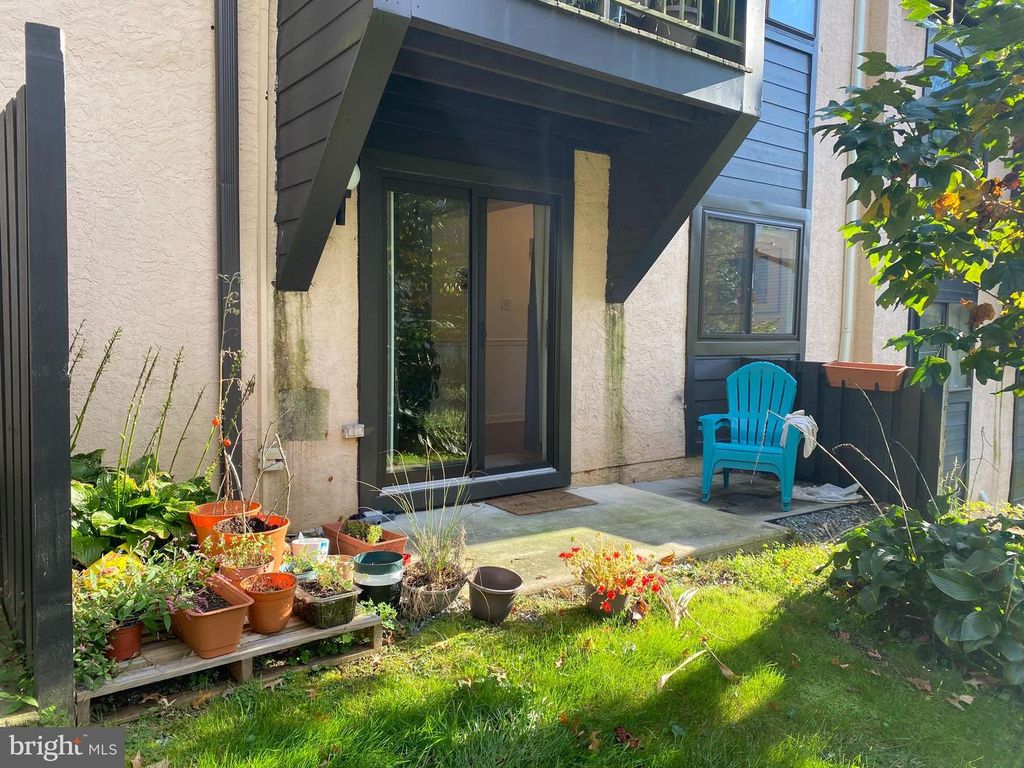 1413 PAINTERS XING #1413, Chadds Ford, PA 19317