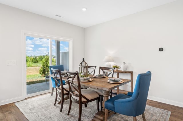 2136 Cheltenham Place, Columbia, TN 38401