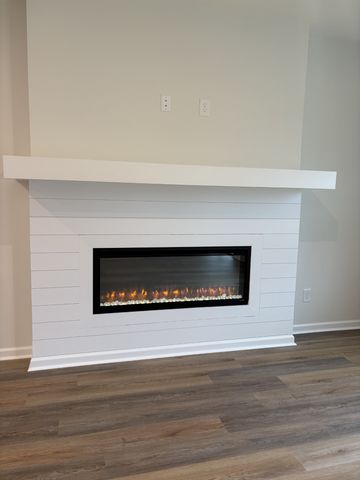 2136 Cheltenham Place, Columbia, TN 38401