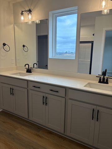 2136 Cheltenham Place, Columbia, TN 38401