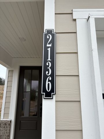 2136 Cheltenham Place, Columbia, TN 38401