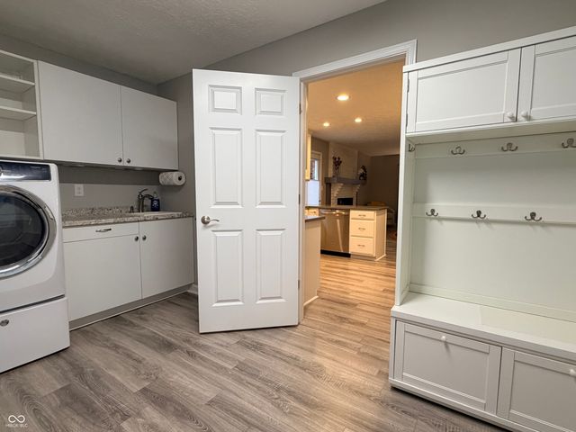 851 Revere Court, Greenwood, IN 46142