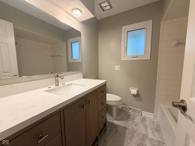 851 Revere Court, Greenwood, IN 46142