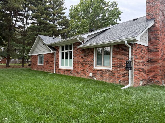 851 Revere Court, Greenwood, IN 46142