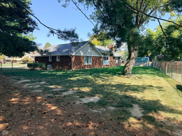 851 Revere Court, Greenwood, IN 46142