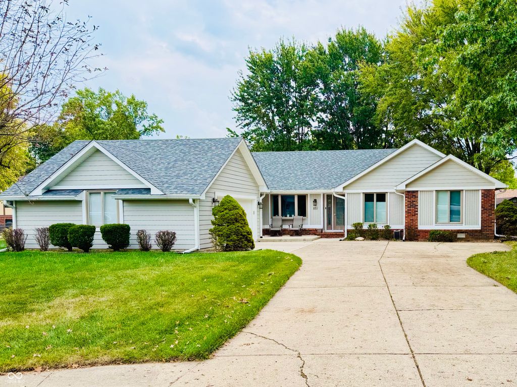 851 Revere Court, Greenwood, IN 46142