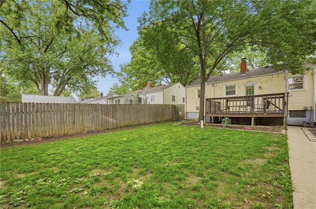 7816 Washington Street, Kansas City, MO 64114