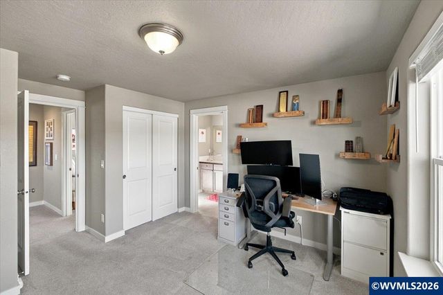 2824 23rd Av NW, Albany, OR 97321