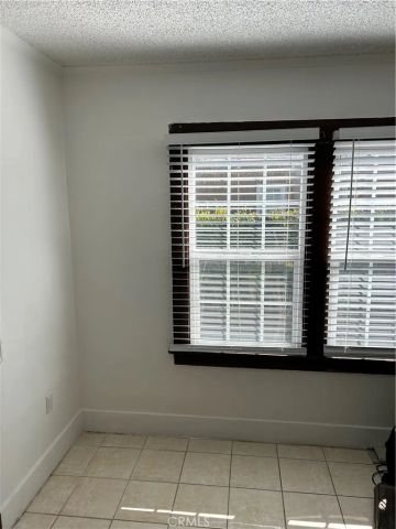 4174 3rd Ave, Los Angeles, CA 90008