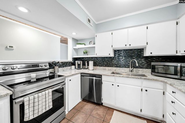 301 Harbor Heights Drive 20D, Lexington, SC 29072