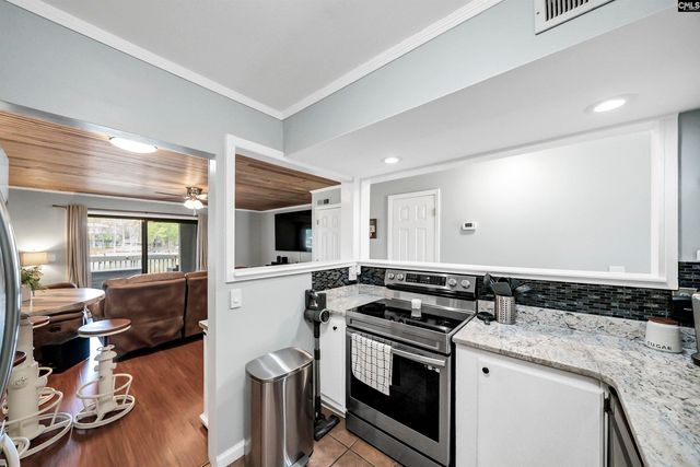 301 Harbor Heights Drive 20D, Lexington, SC 29072